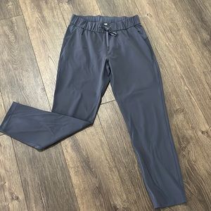 Lululemon joggers
